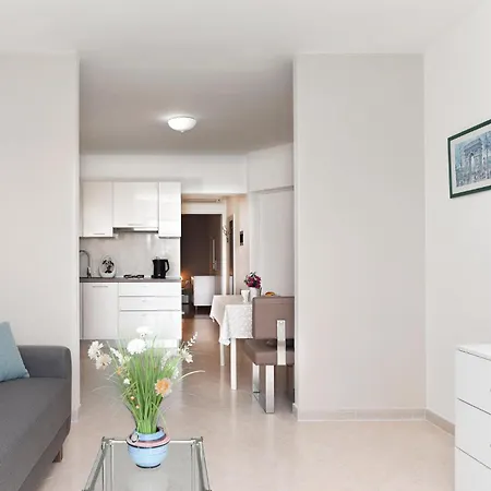 Apartment Awesome In With Kitchen